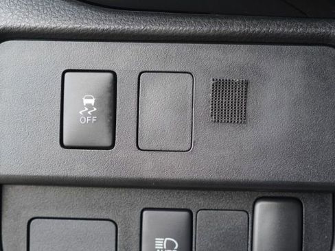 Used 2022 Toyota Tacoma SR image 14