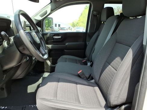 Used 2025 Chevrolet Silverado 2500 Custom w/ Custom Convenience Package AWD/4WD image 17