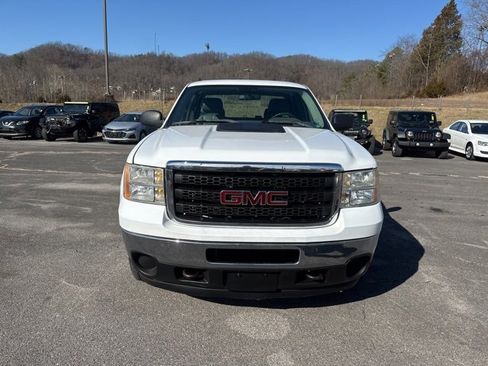 Used 2011 GMC Sierra 2500 W/T image 3