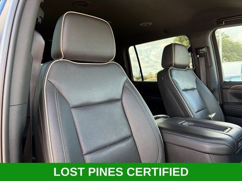 Used 2024 Chevrolet Suburban Premier RWD image 26