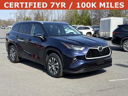 Used 2023 Toyota Highlander XLE