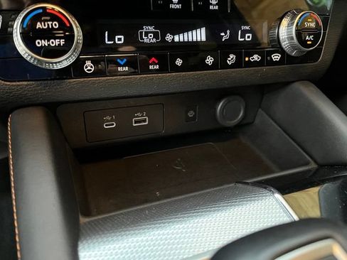 Used 2022 Mitsubishi Outlander SEL AWD/4WD image 28