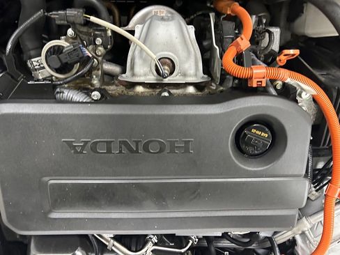 Used 2023 Honda Accord Sport image 8