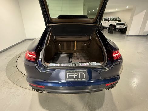 Used 2018 Porsche Panamera Turbo AWD/4WD image 17