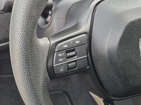 Used 2025 Honda Accord SE image 17