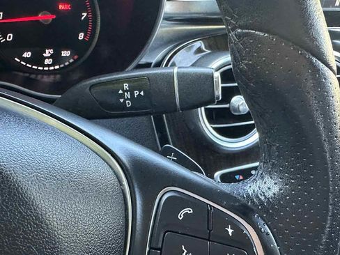 Used 2017 Mercedes-Benz GLC 300 SUV image 24