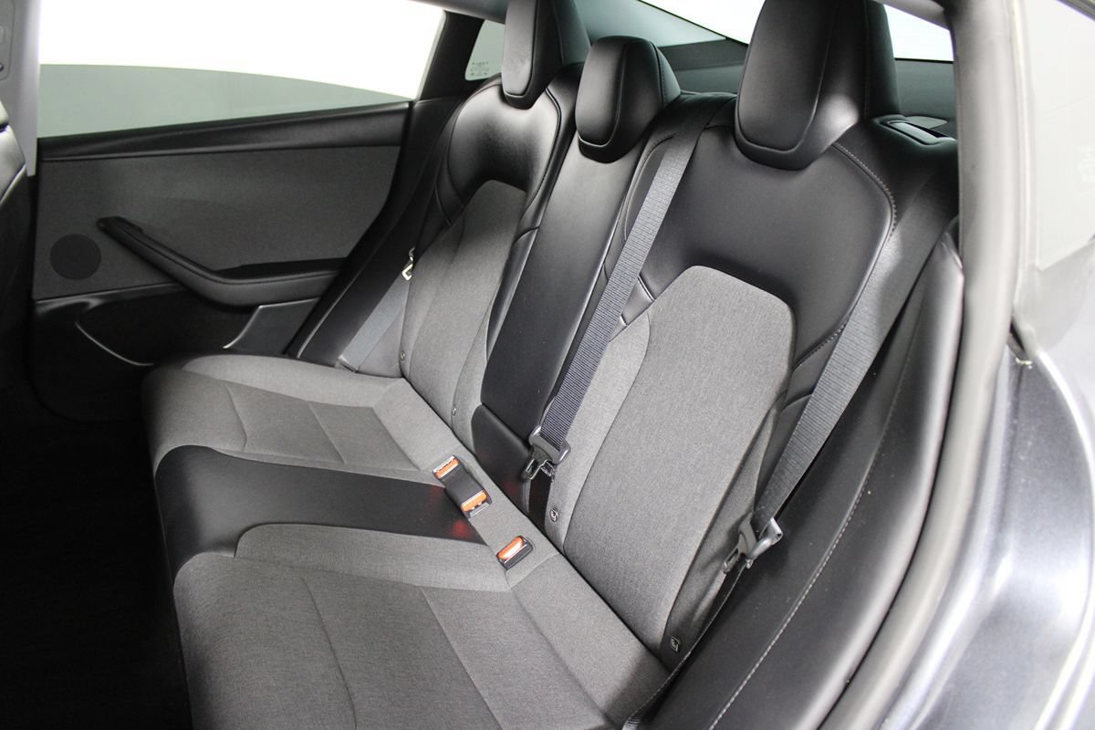 Used 2025 Tesla Model 3 Long Range RWD image 22