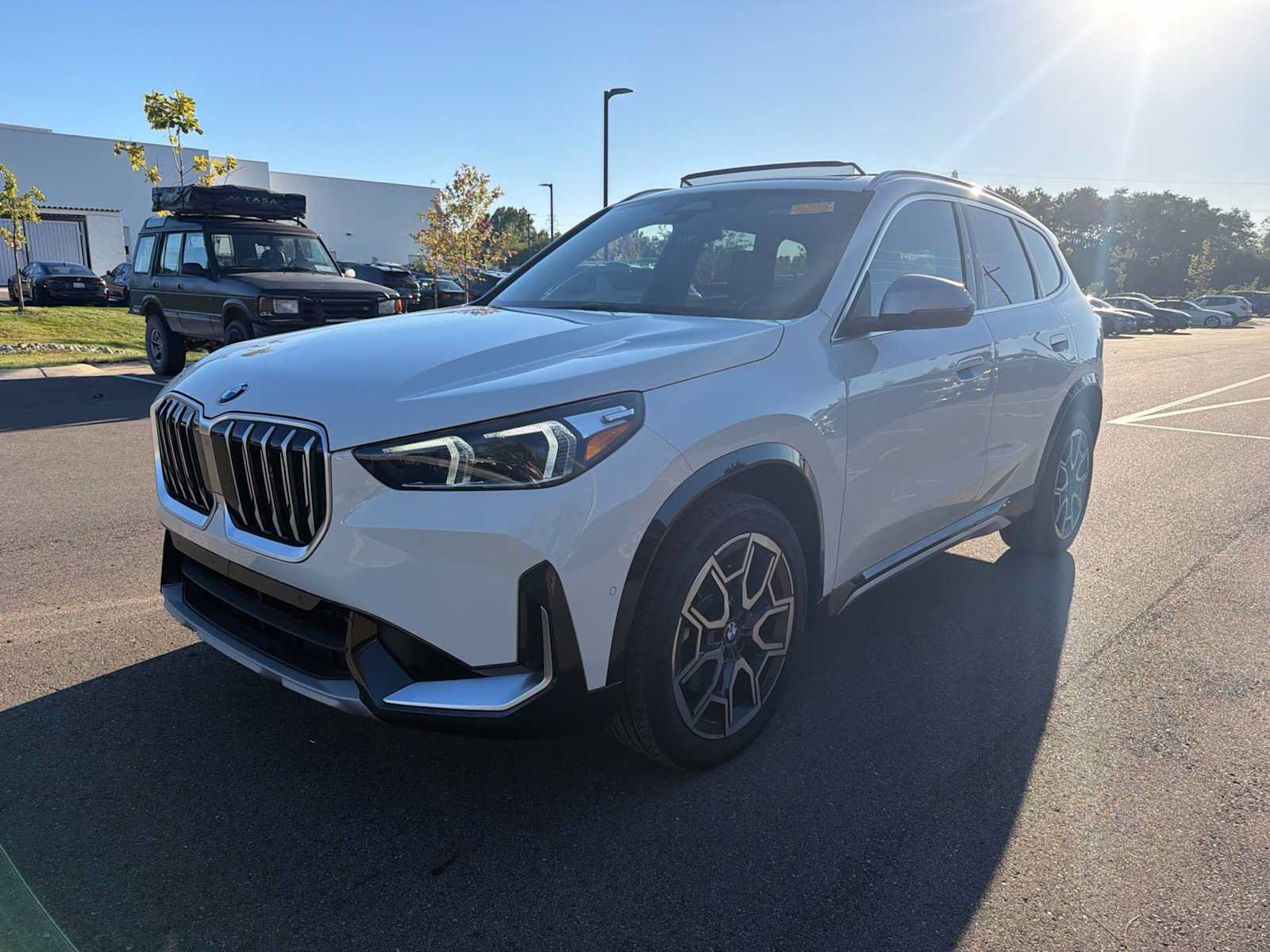 Used 2024 BMW X1 xDrive28i w/ Convenience Package AWD/4WD image 2
