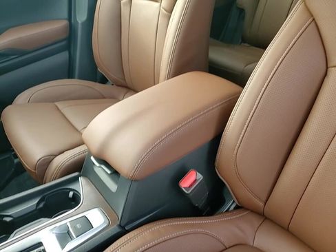 New 2025 Subaru Ascent Touring image 25