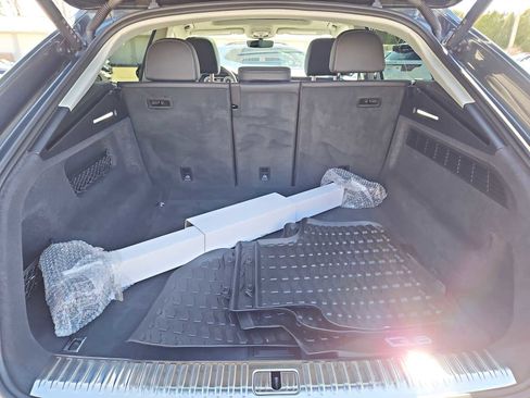 Certified 2023 Audi Q8 Premium Plus image 36