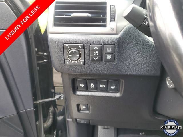 Used 2023 Lexus GX 460 Luxury w/ Accessory Package AWD/4WD image 20