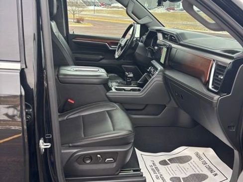 Used 2022 GMC Sierra 1500 Denali w/ Technology Package image 17