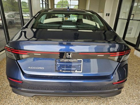 Used 2024 Honda Accord EX image 3