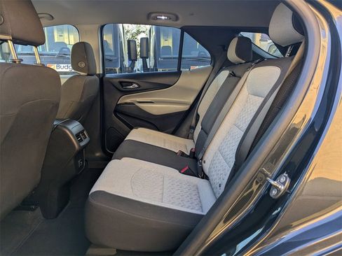 Used 2023 Chevrolet Equinox LT image 30