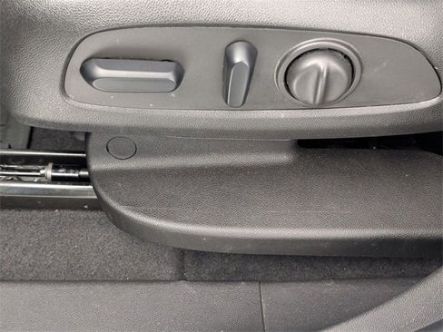 Certified 2024 Chevrolet Equinox LT image 14