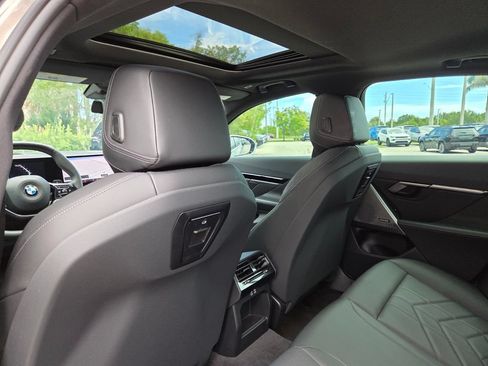 Used 2024 BMW 530i xDrive w/ Premium Package AWD/4WD image 23