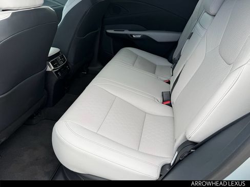 Used 2025 Lexus RX 350 w/ Convenience Package AWD/4WD image 17