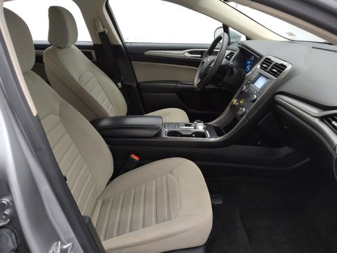 Used 2020 Ford Fusion S image 21