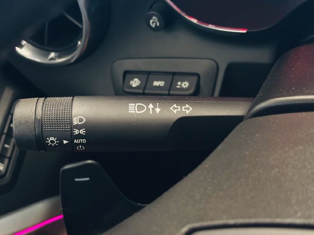 Used 2017 Chevrolet Camaro SS RWD image 51