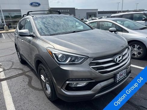 Used 2017 Hyundai Santa Fe Sport w/ 2.4L Tech Package 04 AWD/4WD image 3