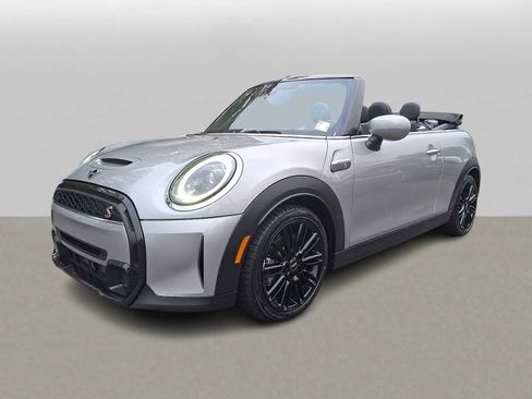 Used 2024 MINI Cooper S image 1