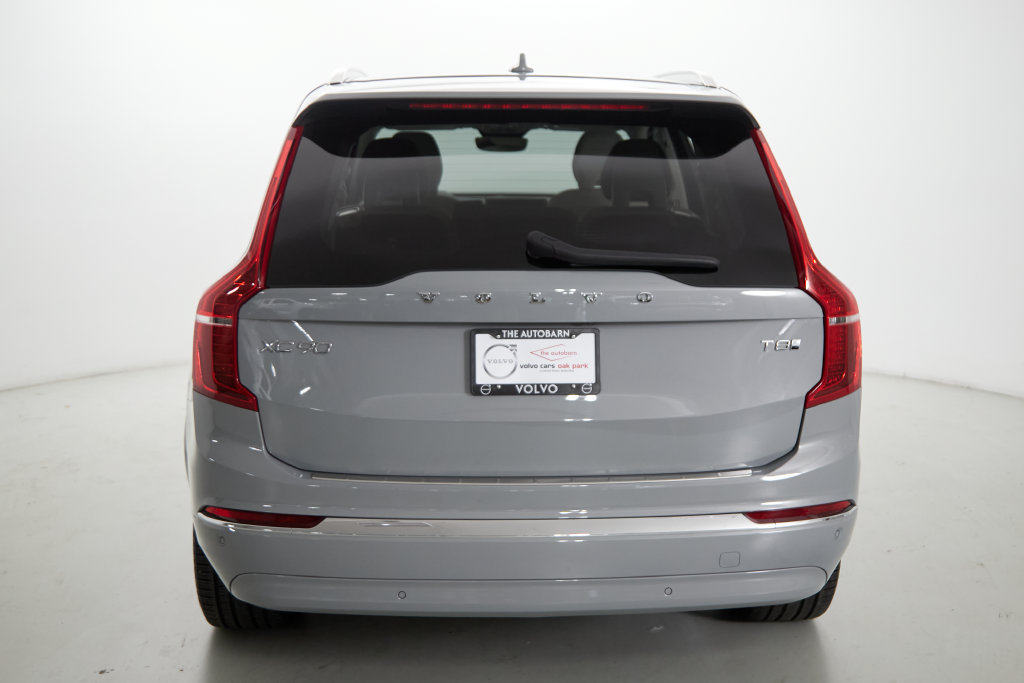Certified 2025 Volvo XC90 T8 Ultra w/ Protection Package Premier AWD/4WD image 8