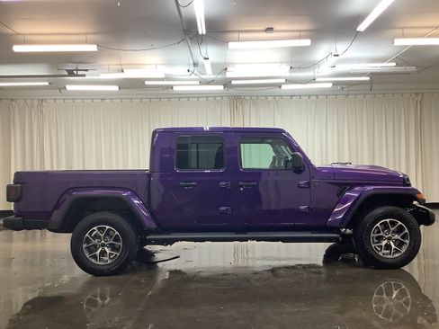 New 2026 Jeep Gladiator Sport image 5