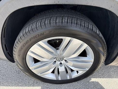 Used 2019 Volkswagen Atlas SEL Premium AWD/4WD image 13