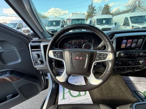 Used 2017 GMC Sierra 1500 SLE w/ SLE Value Package AWD/4WD image 6
