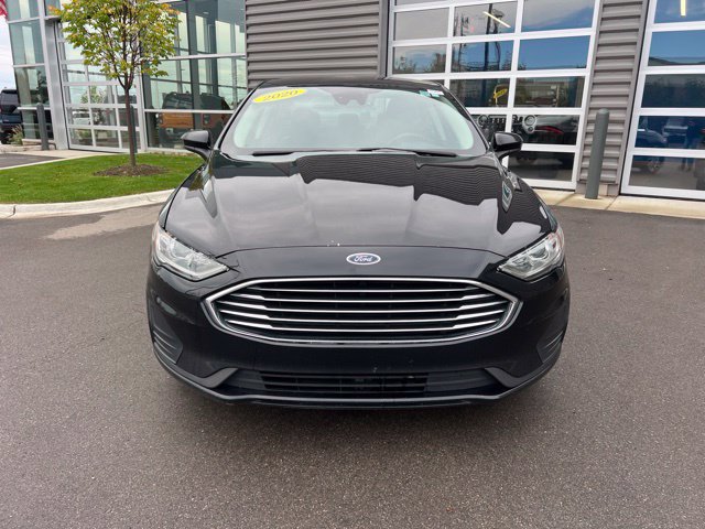 Used 2020 Ford Fusion SE FWD image 2