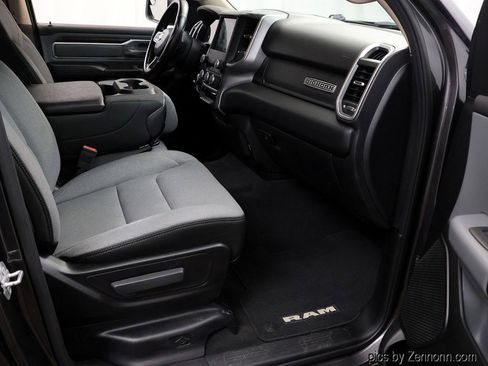 Used 2019 RAM 1500 Big Horn AWD/4WD image 34