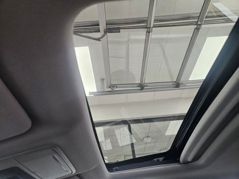 Used 2024 Honda CR-V EX image 23