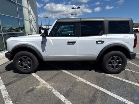 Used 2025 Ford Bronco Big Bend AWD/4WD image 2