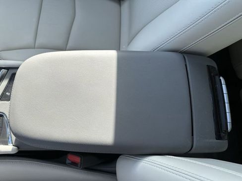 Used 2026 Cadillac XT5 Premium Luxury w/ Driver Assist Package AWD/4WD image 25
