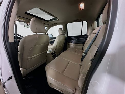 Certified 2019 Honda Ridgeline RTL image 4