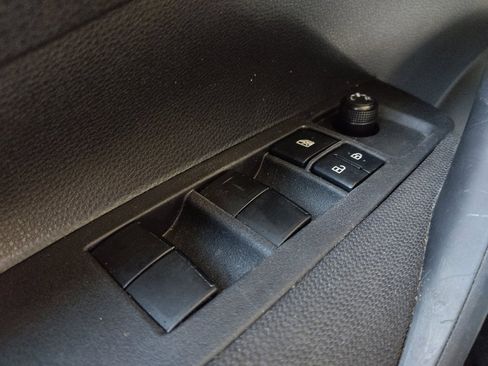 Used 2024 Toyota Corolla LE FWD image 27