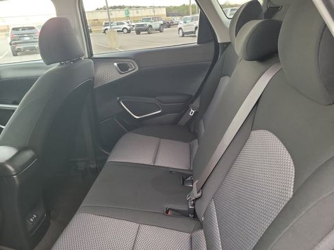 Used 2025 Kia Soul LX w/ LX Technology Package image 23