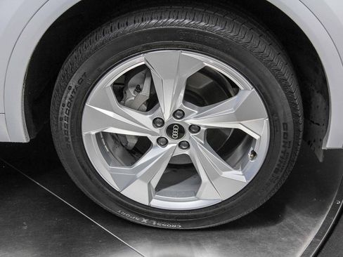 Used 2023 Audi Q5 2.0T Premium Plus AWD/4WD image 9
