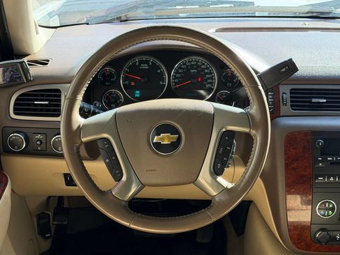Used 2011 Chevrolet Silverado 2500 LTZ w/ LTZ Plus Package AWD/4WD image 19