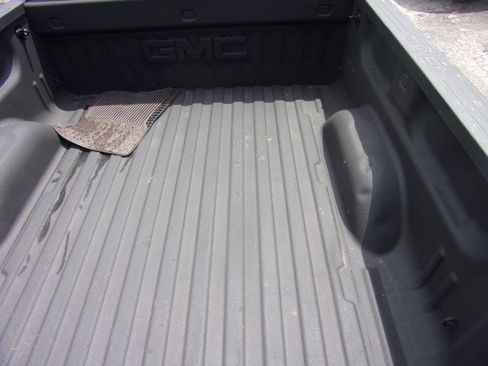 Used 2015 GMC Sierra 1500 SLT w/ SLT Crew Cab Value Package image 10