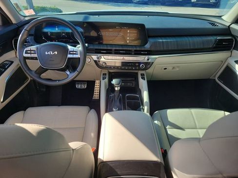 Certified 2025 Kia Telluride SX FWD image 14