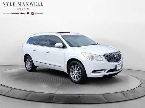 Used 2016 Buick Enclave Leather image 2
