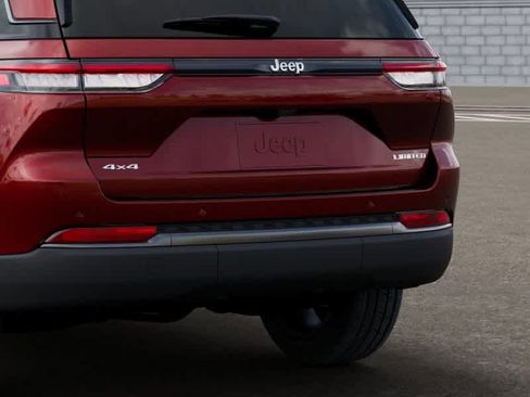 New 2026 Jeep Grand Cherokee Limited image 13