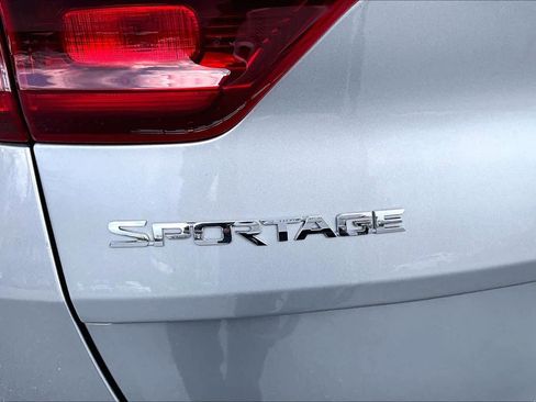 Used 2020 Kia Sportage LX AWD/4WD image 49