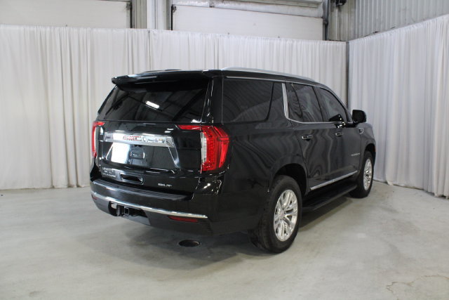 Used 2023 GMC Yukon SLT w/ SLT Luxury Package AWD/4WD image 25