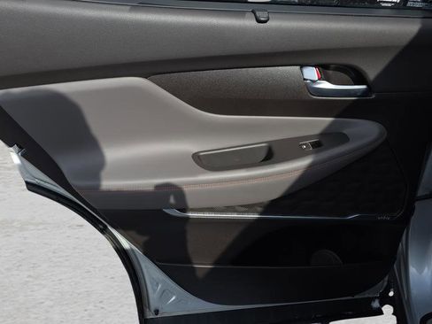 Used 2019 Hyundai Santa Fe Limited image 14