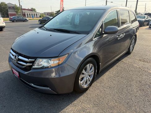 Used 2016 Honda Odyssey SE image 16