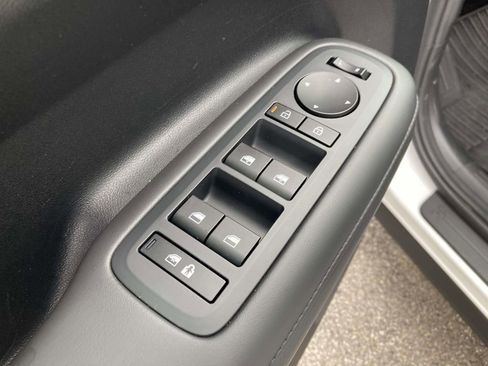 Used 2025 Hyundai Santa Fe SEL image 21