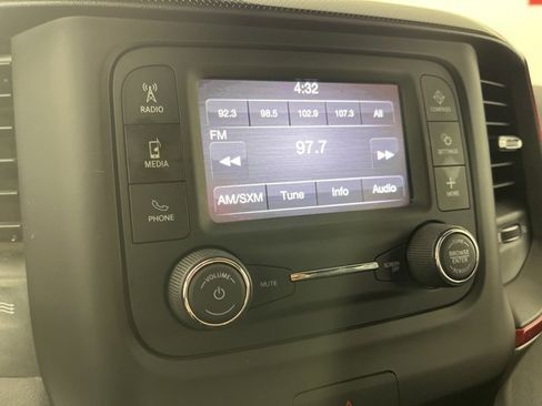 Used 2019 RAM 1500 Rebel image 11