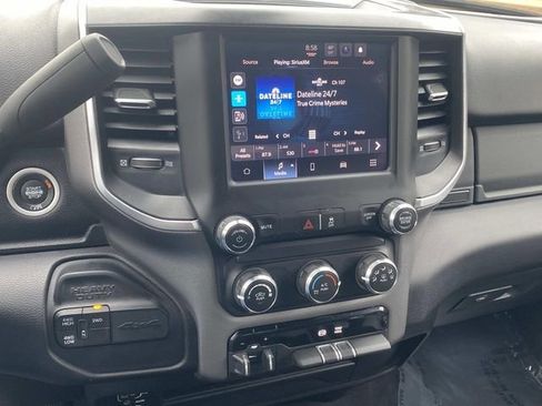Used 2024 RAM 3500 Big Horn image 27